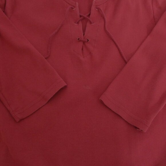 St John's Bay Top Petite Large Laced V-Neck Front Pullover Burgundy 3/4 Sleeve - Picture 8 of 8